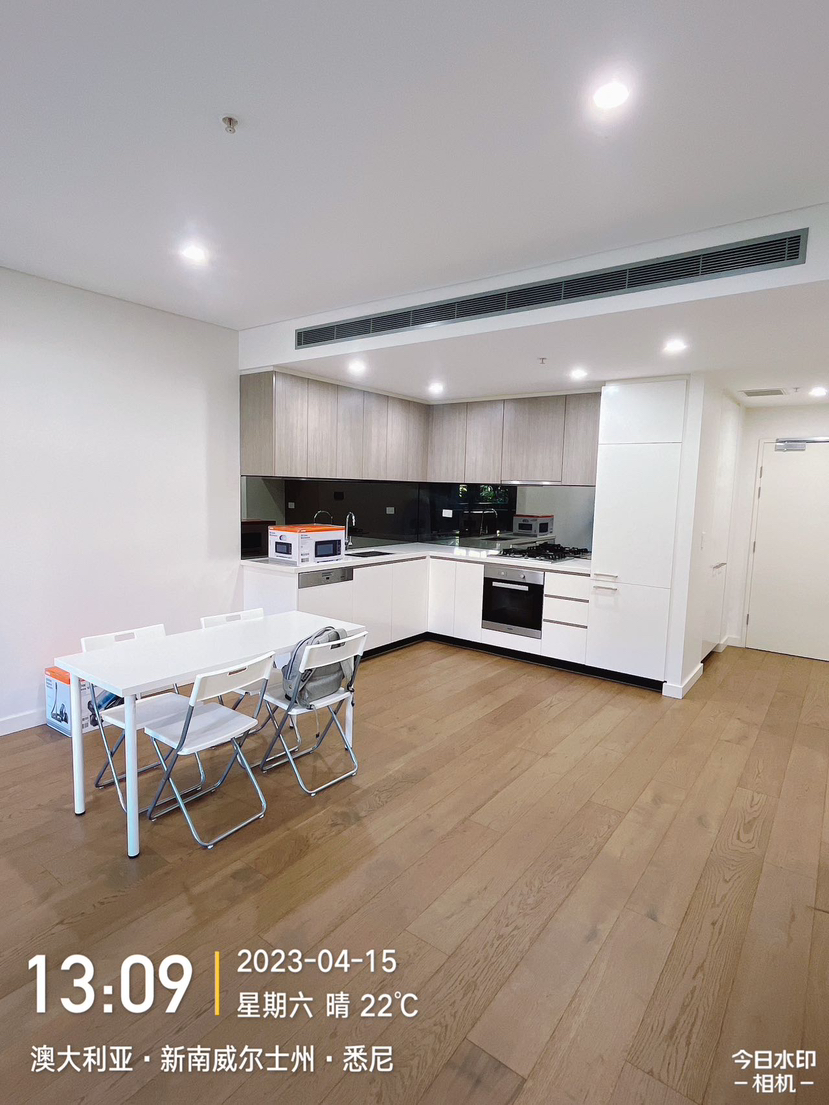 今日悉尼Zetland 两室两卫中央空调提供家具家电 Zetland 两室两卫中央空调提供家具家电