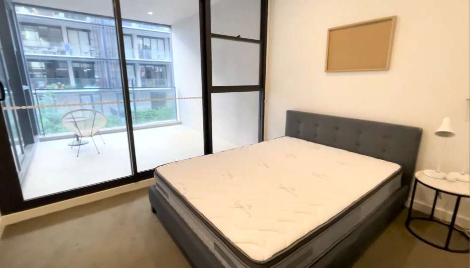 今日珀斯Zetland 全新装修带家具两房两卫1150PW Zetland 全新装修带家具两房两卫1150PW