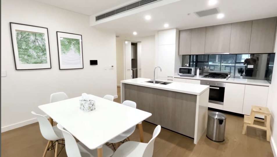 今日珀斯Zetland 全新装修带家具两房两卫1150PW Zetland 全新装修带家具两房两卫1150PW