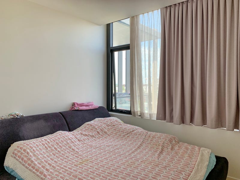 今日墨尔本Zetland 顶楼豪宅出租 双车位 全景落地窗 步行Green Squ Zetland 顶楼豪宅出租 双车位 全景落地窗 步行Green Squ