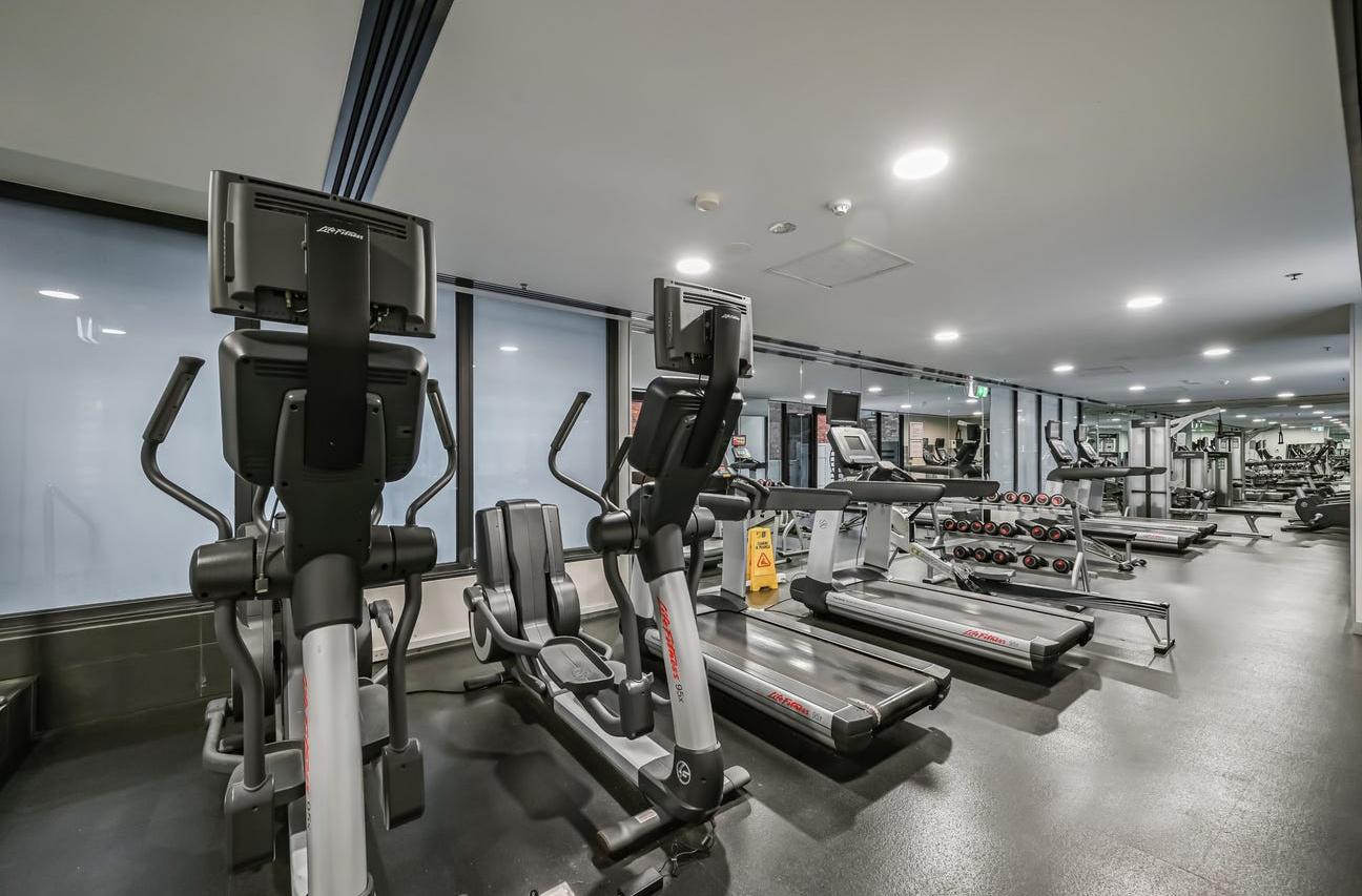 今日墨尔本Melbourne City 墨尔本CBD厅卧招250pw七月中可住限女生 Melbourne City 墨尔本CBD厅卧招250pw七月中可住限女生