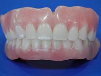  装假牙  悉尼假牙专科诊所 Bob Song Denture Clinic Parramatta Sydney