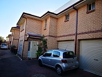 Auburn 一间安全舒适的卧室出租