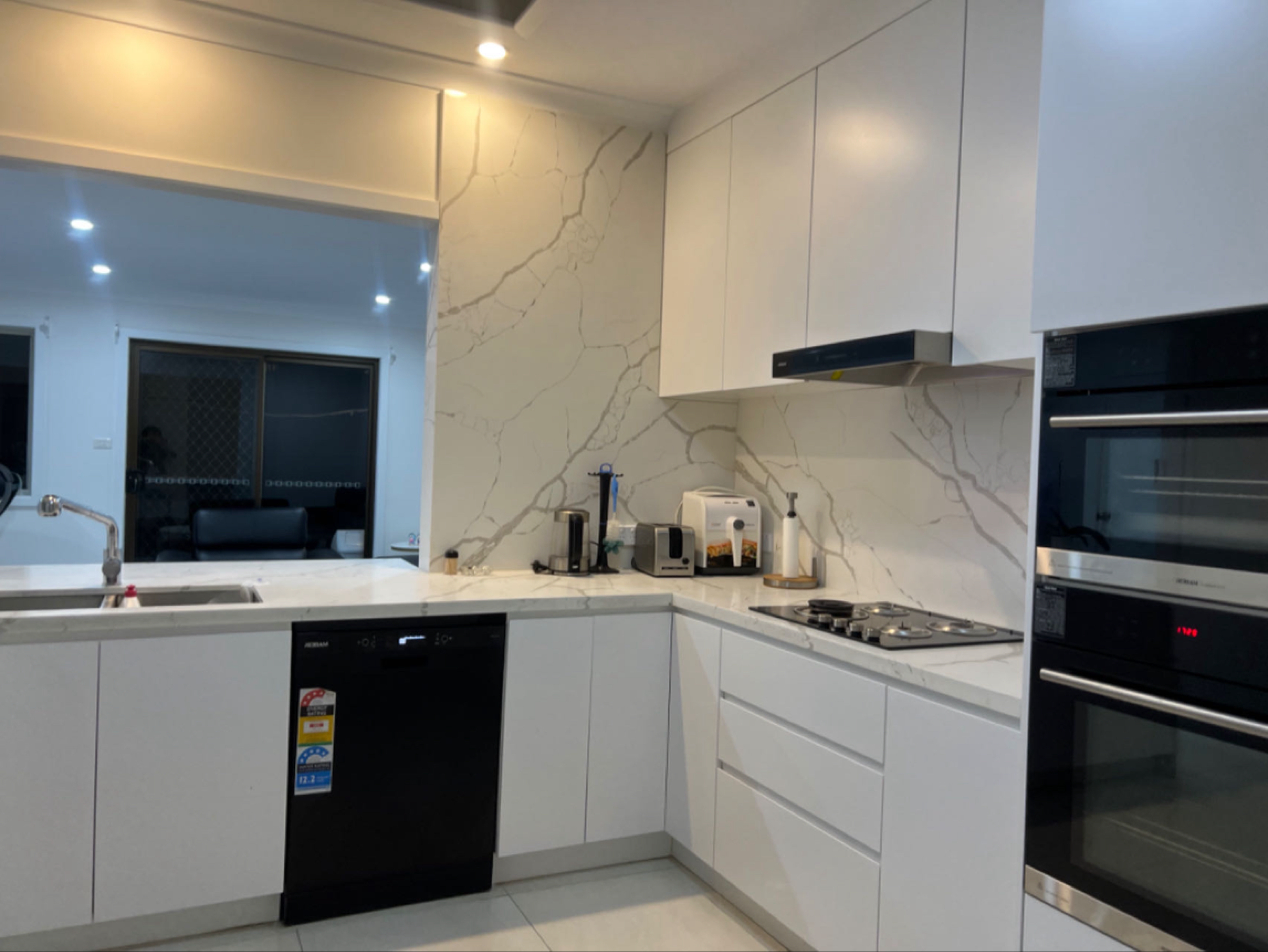 今日悉尼North Ryde Chatswood 别墅单间招租 North Ryde Chatswood 别墅单间招租