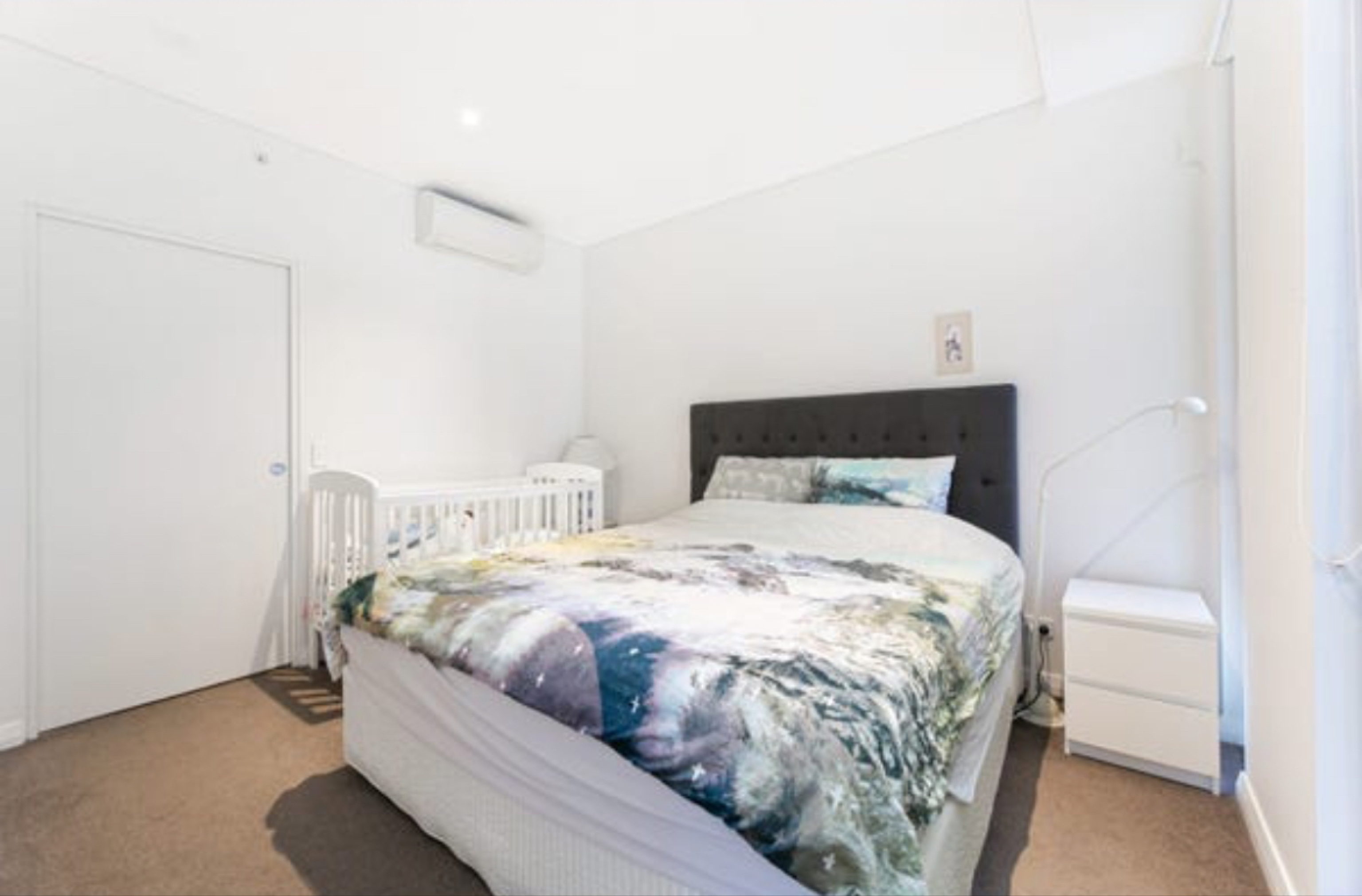 今日珀斯Burwood 高级公寓 Harbour Bridge View 1房加书房公寓 包家具 拎包入住 Burwood 高级公寓 Harbour Bridge View 1房加书房公寓 包家具 拎包入住