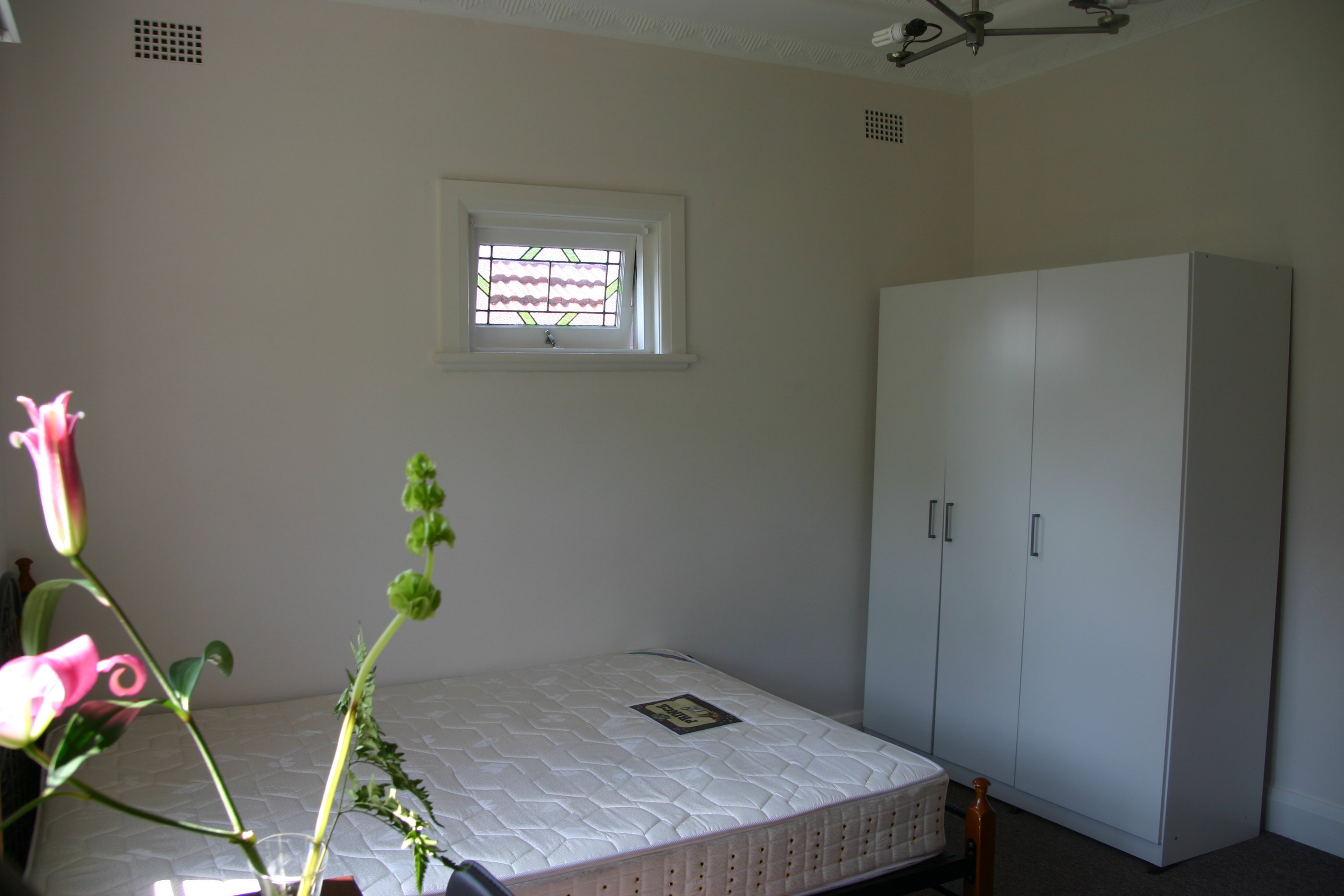 今日黄金海岸Carlton Kogarah 大屋 超级光亮大房 2周免租 有条件 Carlton Kogarah 大屋 超级光亮大房 2周免租 有条件