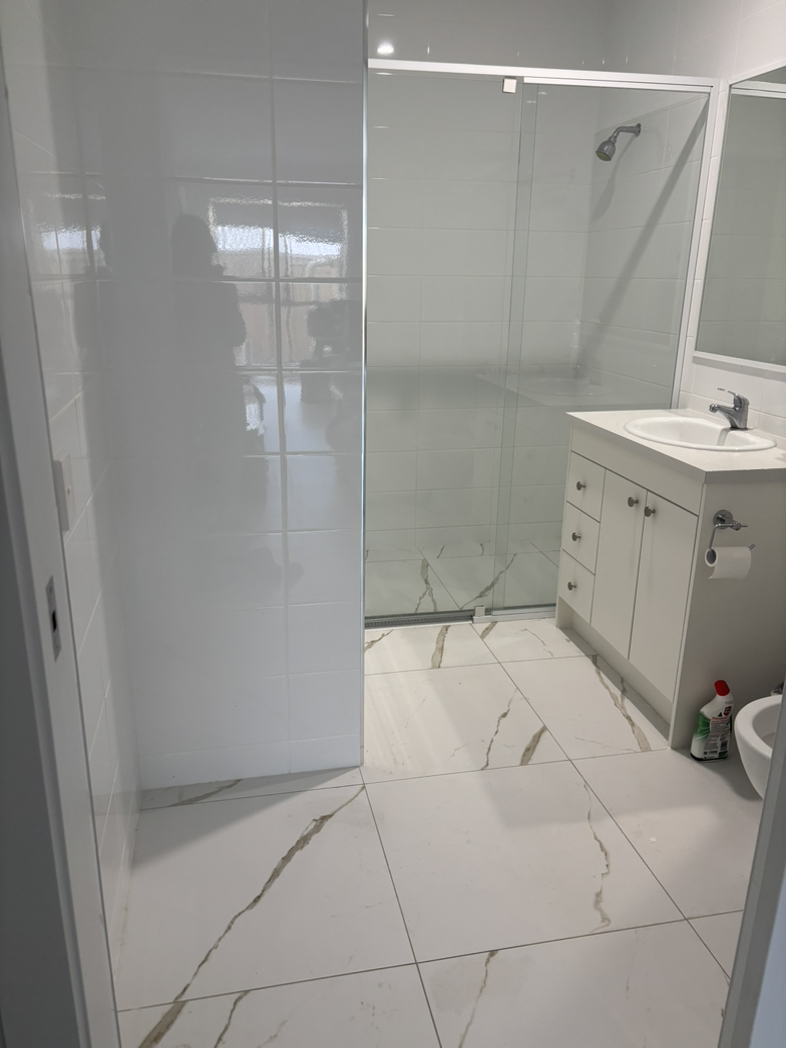 今日中央海岸Brisbane 南区全新装修安静舒适单间出租可短租 Brisbane 南区全新装修安静舒适单间出租可短租