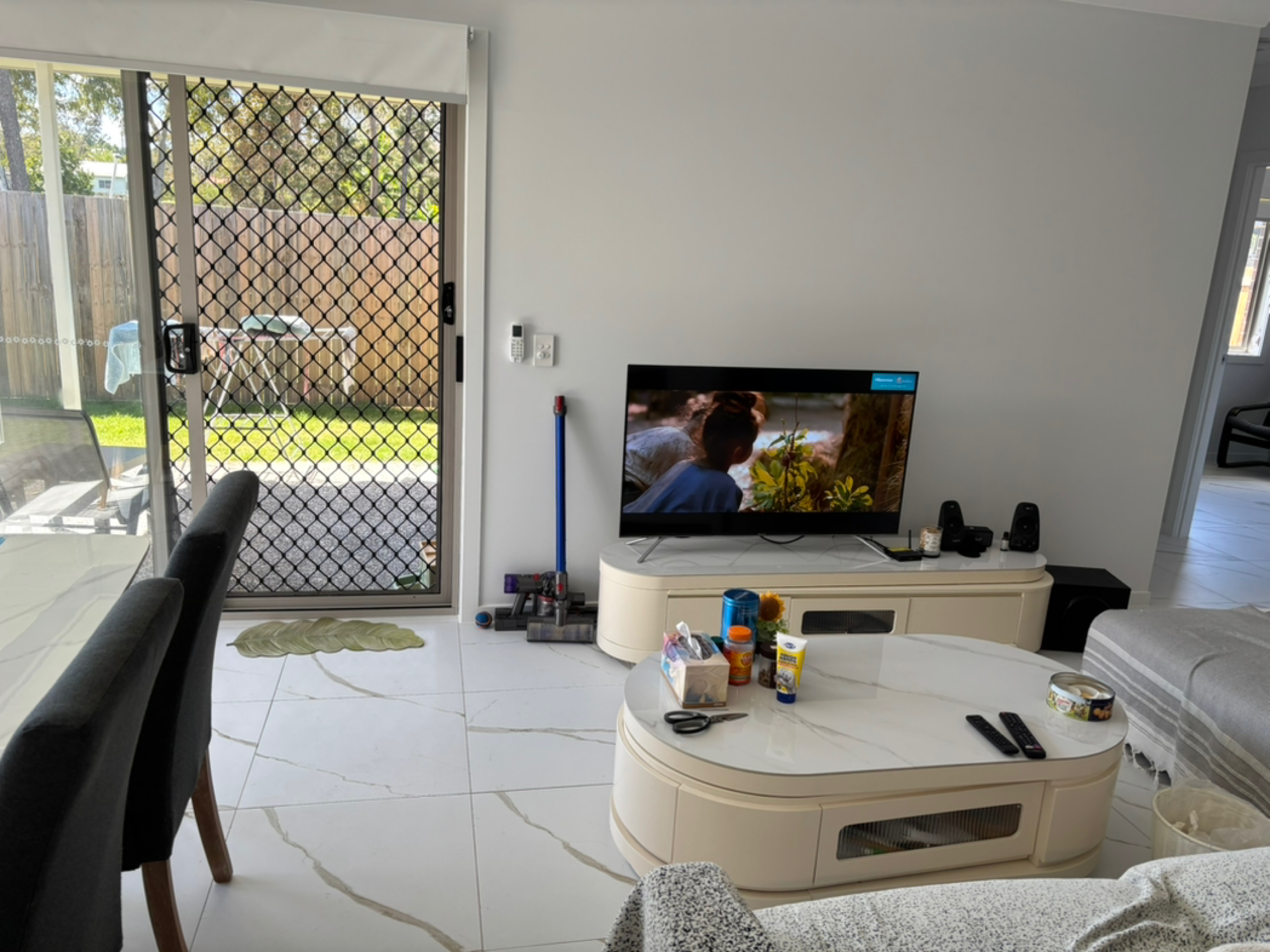 今日中央海岸Brisbane 南区全新装修安静舒适单间出租可短租 Brisbane 南区全新装修安静舒适单间出租可短租