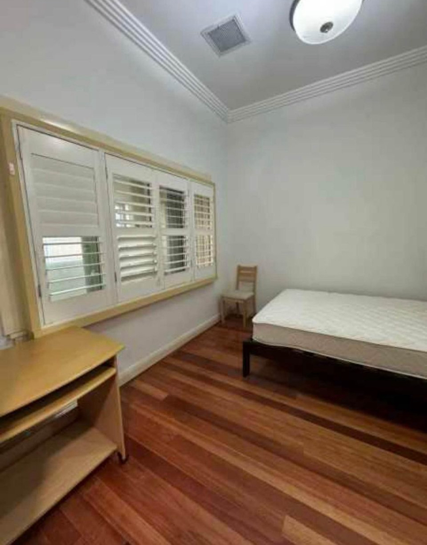 今日悉尼Chatswood Roseville 近新House 特大房360单人450双人即可入住 Chatswood Roseville 近新House 特大房360单人450双人即可入住