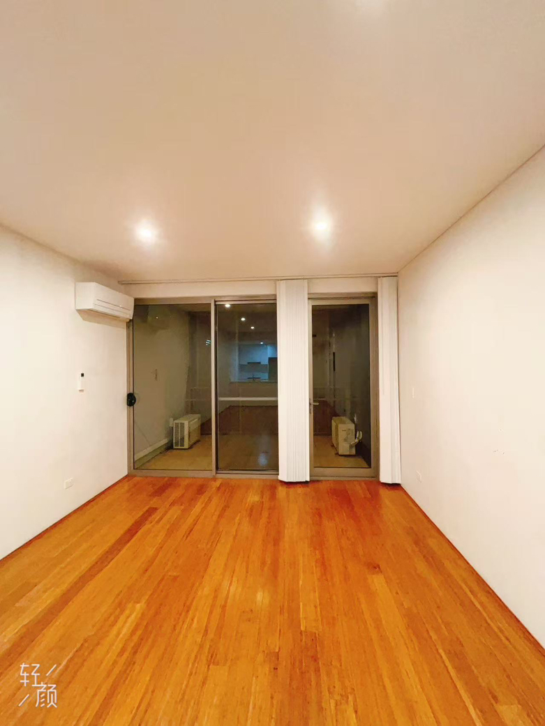 今日悉尼Rosebery 2b2b 带空调全套家具 Rosebery 2b2b 带空调全套家具