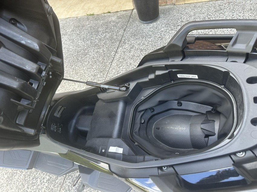 今日珀斯2021年 BMW C400GT 顶配版已做大保养7800 出售 2021年 BMW C400GT 顶配版已做大保养7800 出售