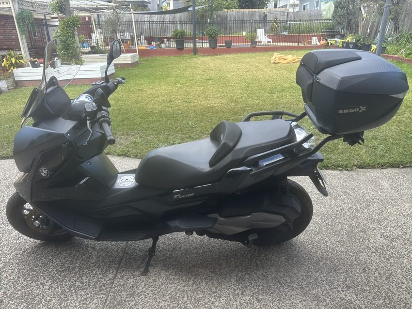 今日珀斯2021年 BMW C400GT 顶配版已做大保养7800 出售 2021年 BMW C400GT 顶配版已做大保养7800 出售