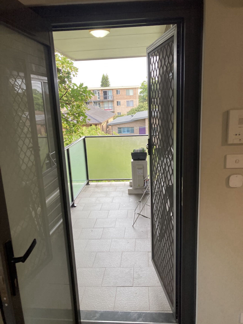 今日悉尼Rosebery 两室一卫客厅地板空调可提供家具家电 Rosebery 两室一卫客厅地板空调可提供家具家电