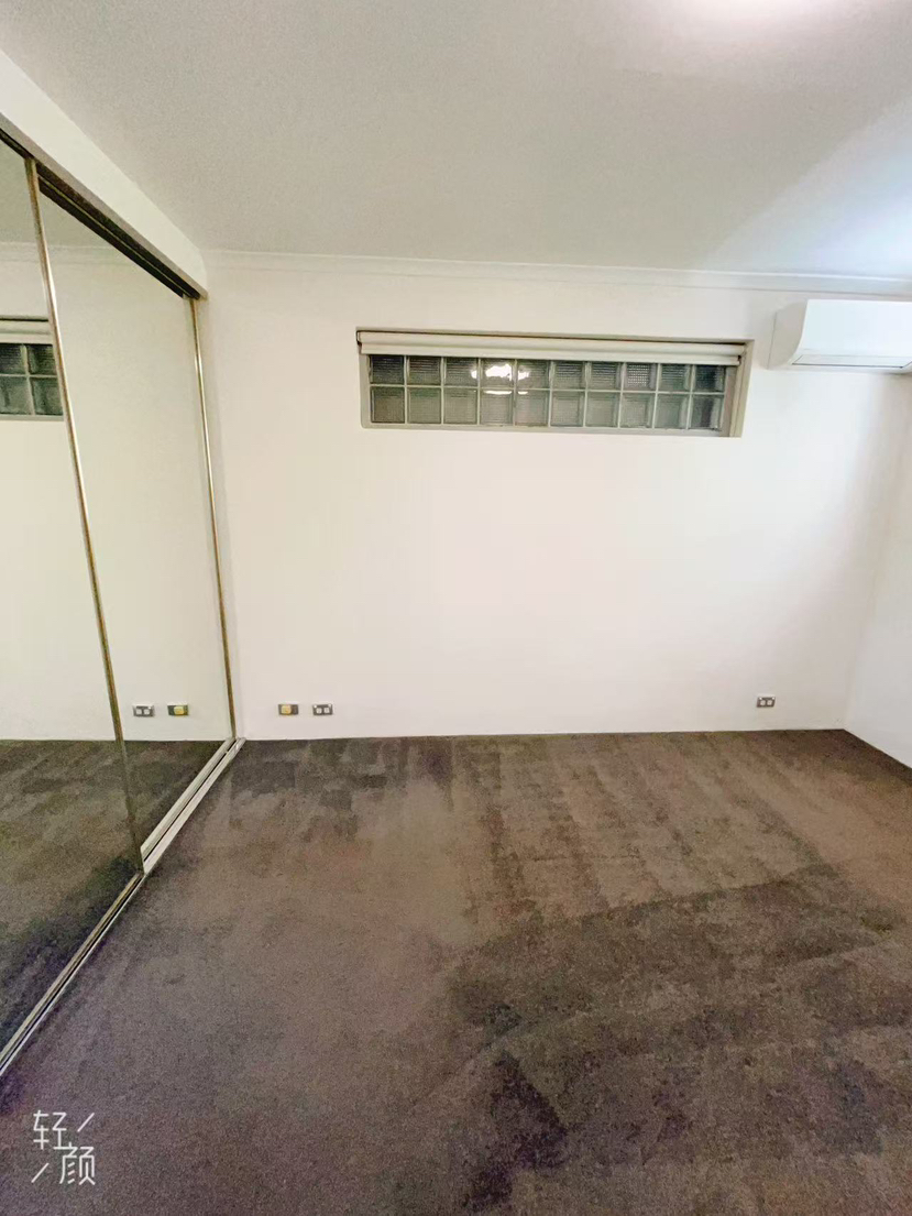 今日悉尼Waterloo 两室一卫全屋空调可以提供家具家电 Waterloo 两室一卫全屋空调可以提供家具家电