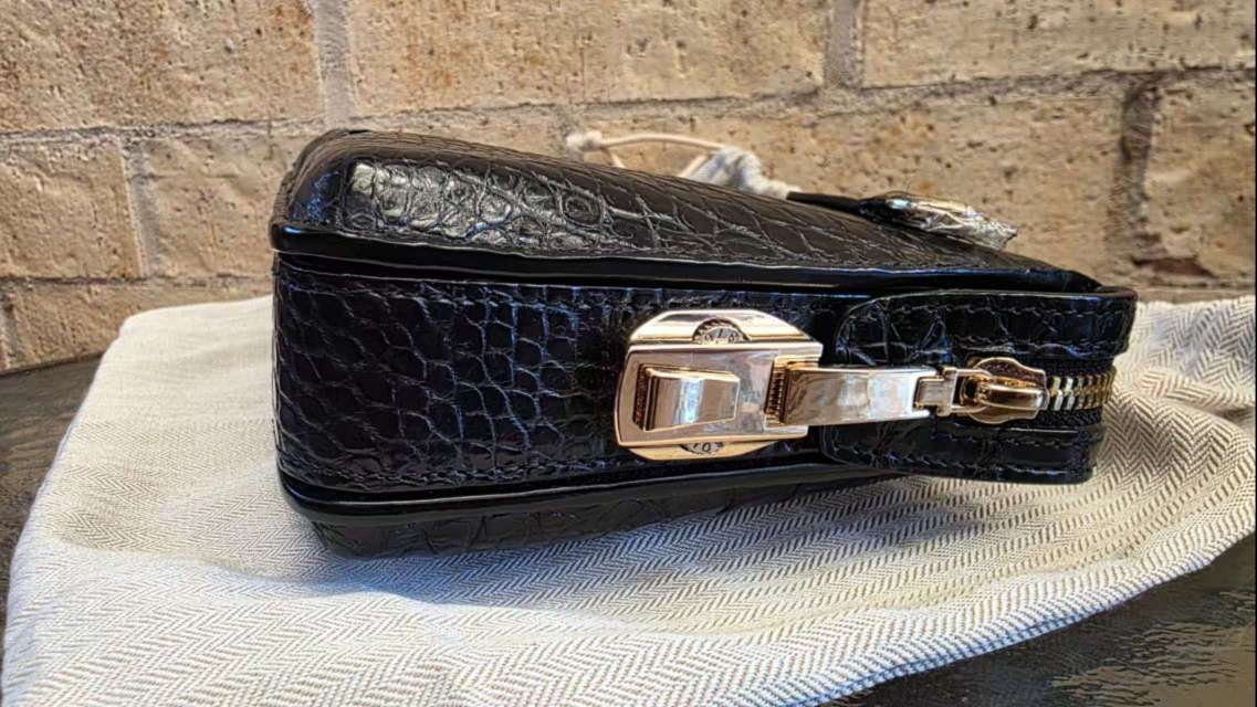 今日悉尼全新高端轻奢品男士鳄鱼皮手包 全新高端轻奢品男士鳄鱼皮手包