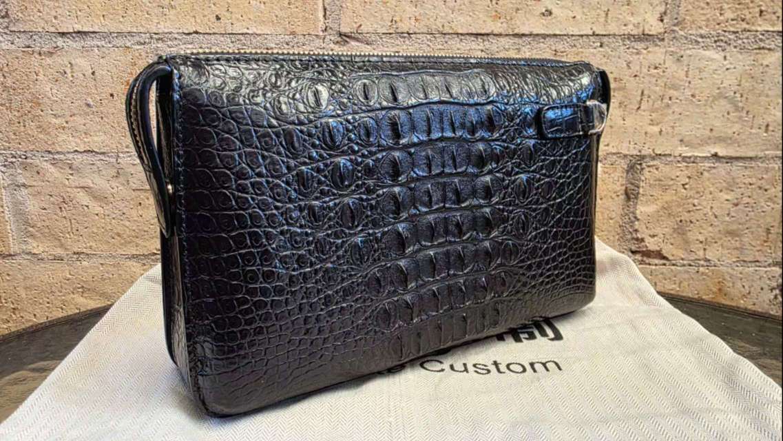 今日悉尼全新高端轻奢品男士鳄鱼皮手包 全新高端轻奢品男士鳄鱼皮手包