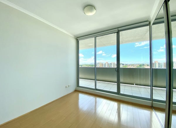 今日悉尼Zetland 两室两卫没有空调提供家具家电 Zetland 两室两卫没有空调提供家具家电