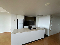 Zetland 两室两卫没有空调提供家具家电