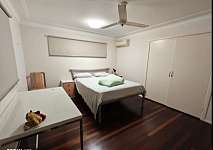 Sunnybank      主卧