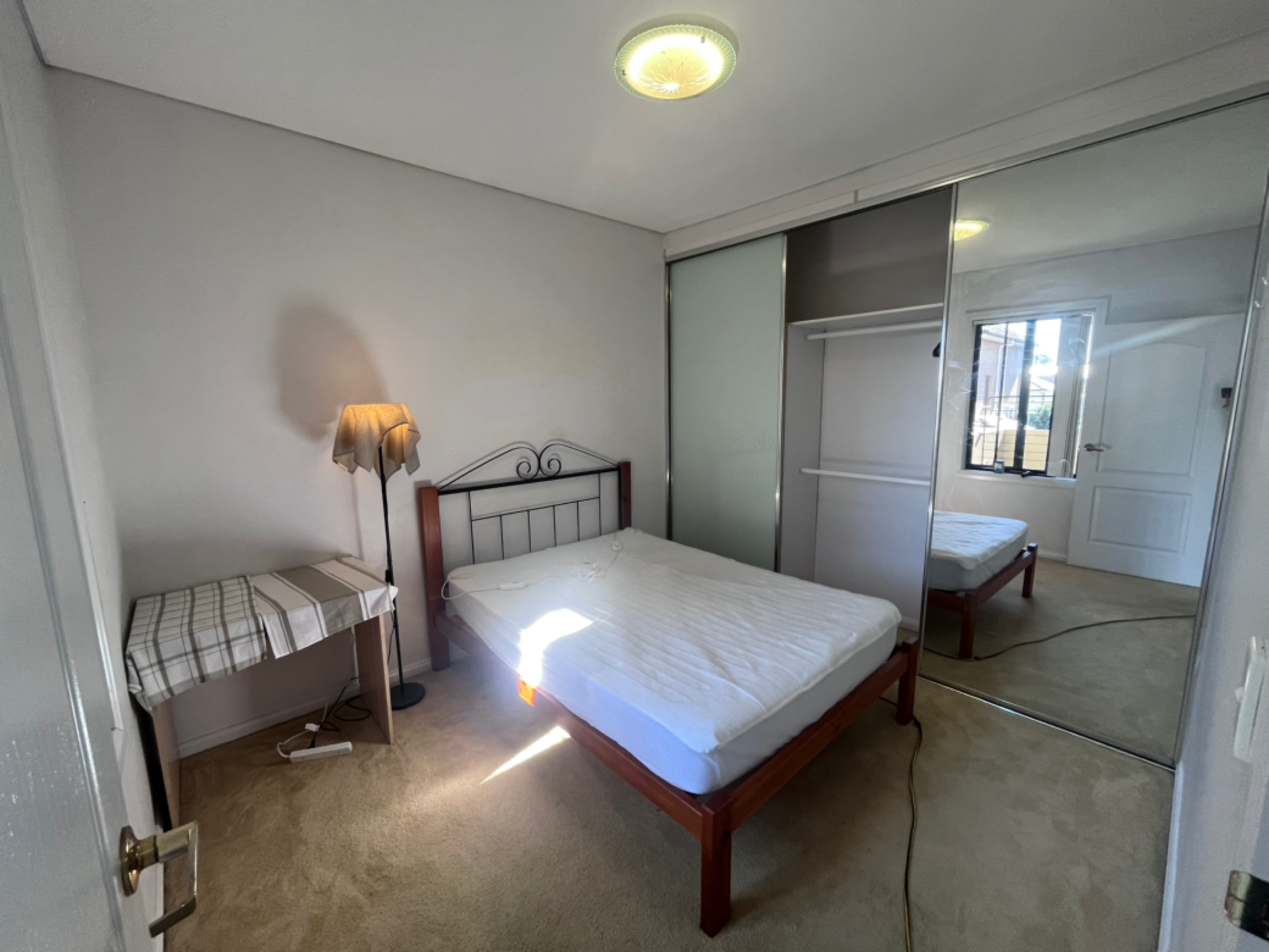 今日悉尼Auburn 4b3b town house 次臥獨衛 可拎包入住 Auburn 4b3b town house 次臥獨衛 可拎包入住