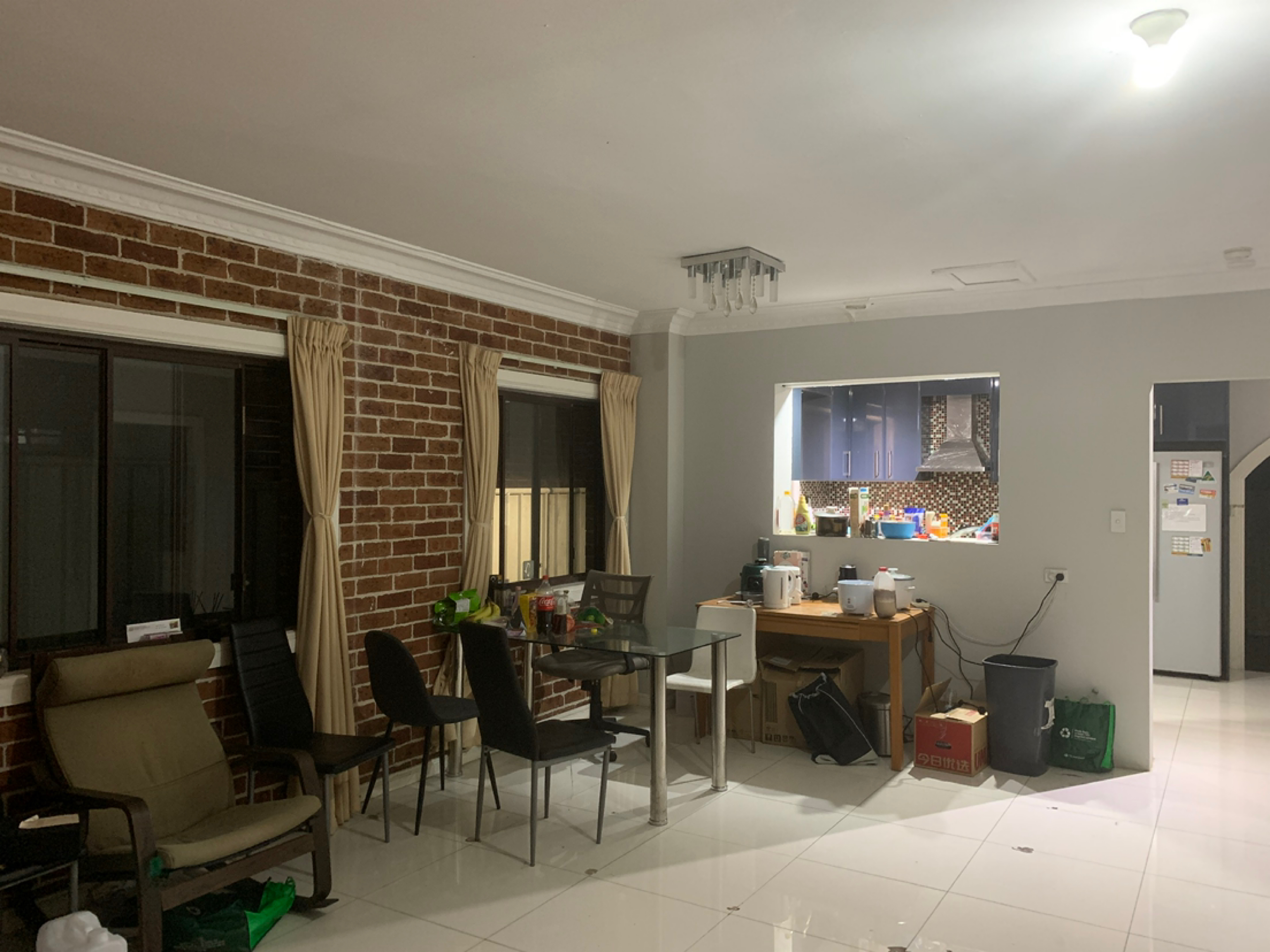 今日悉尼Kingsford 区近unsw二超大单间招租380包bill Kingsford 区近unsw二超大单间招租380包bill