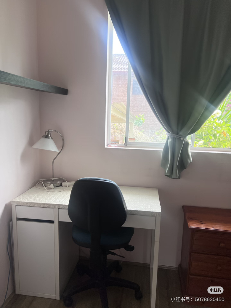 今日悉尼Lidcombe Town house 整洁新净一房近火车站 Lidcombe Town house 整洁新净一房近火车站