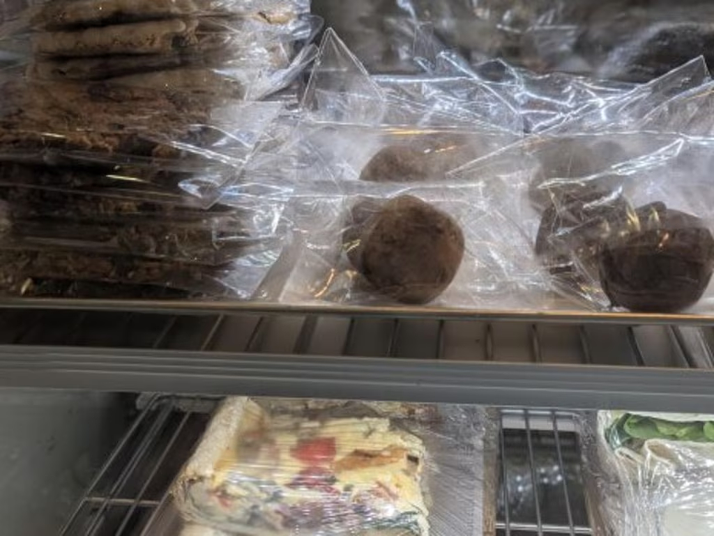 珀斯咖啡馆因一个举动,被网友喷惨!店方急回应(组图) - 2