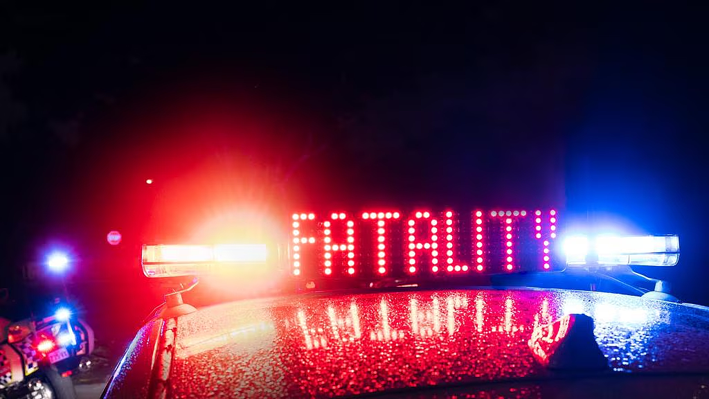 澳洲今晨惨烈车祸，两车猛撞致1人死亡，3人送医！（组图） - 3