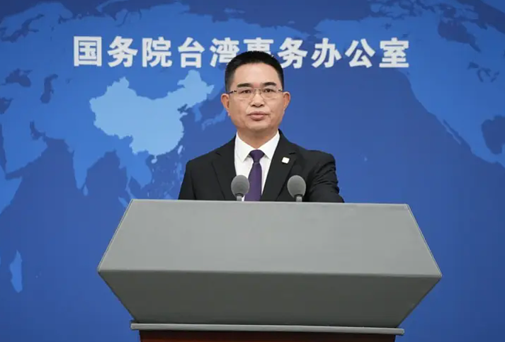 “今日委内瑞拉明日台湾”? 特朗普突袭马杜罗在海峡两岸引发热议,国台办回应(组图) - 5