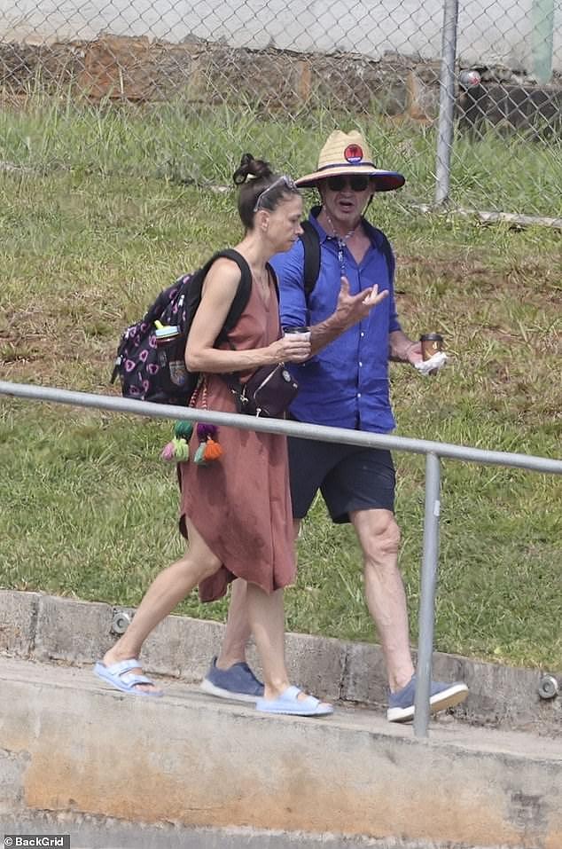 传金刚狼将再婚!与女友海边热吻,带回澳洲老家过圣诞,前妻强烈不满(组图) - 9