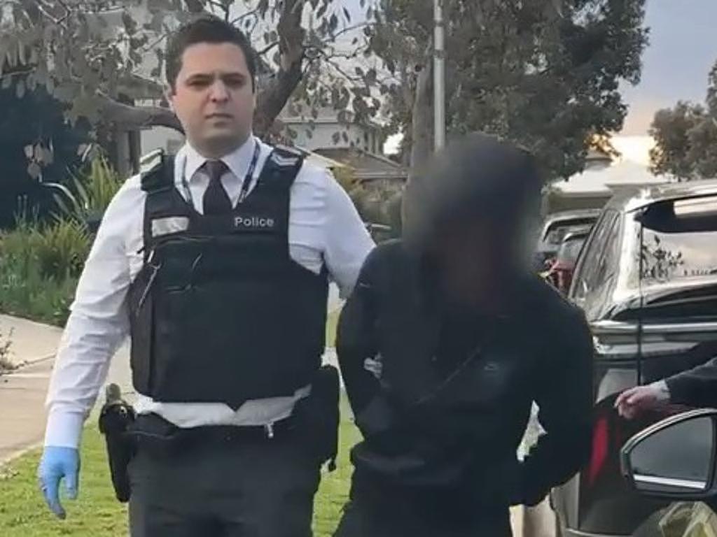 墨尔本街头血案震惊全澳!两少年回家途中被活活捅死,8名青少年被控谋杀!警方:认错了人(组图) - 3