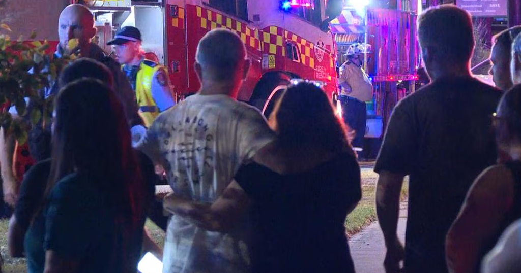 悉尼街头发生恐怖车祸!17岁少女当场死亡,3人受伤送医(组图) - 4