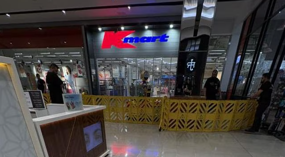 产品安全引恐慌，澳洲这家Kmart突然关闭封锁！店员戴上口罩（组图） - 2