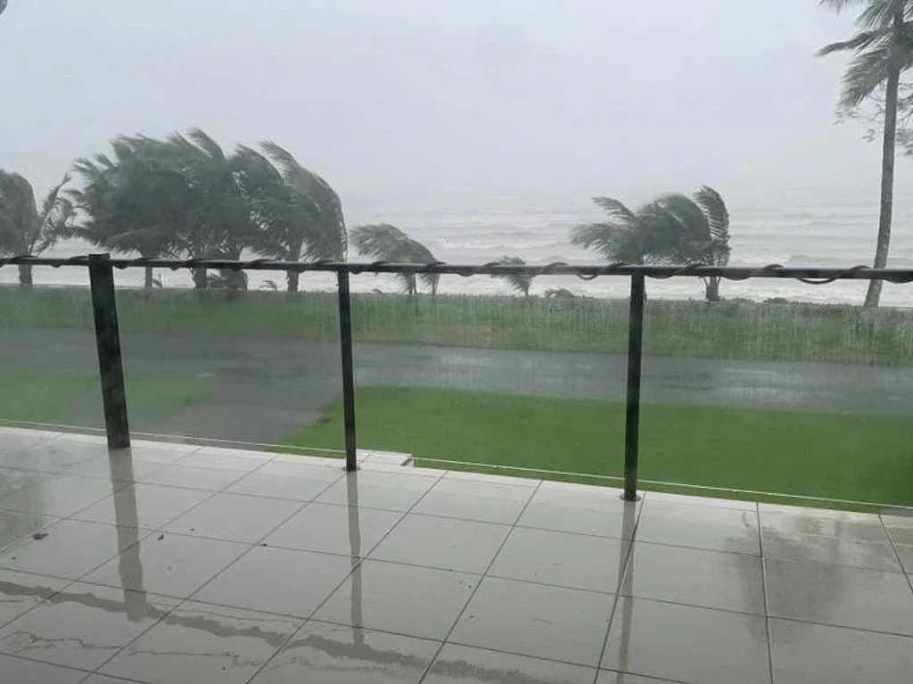 48小时降雨量狂飙600毫米!昆州多地沦为泽国,Koji肆虐全境(组图) - 4