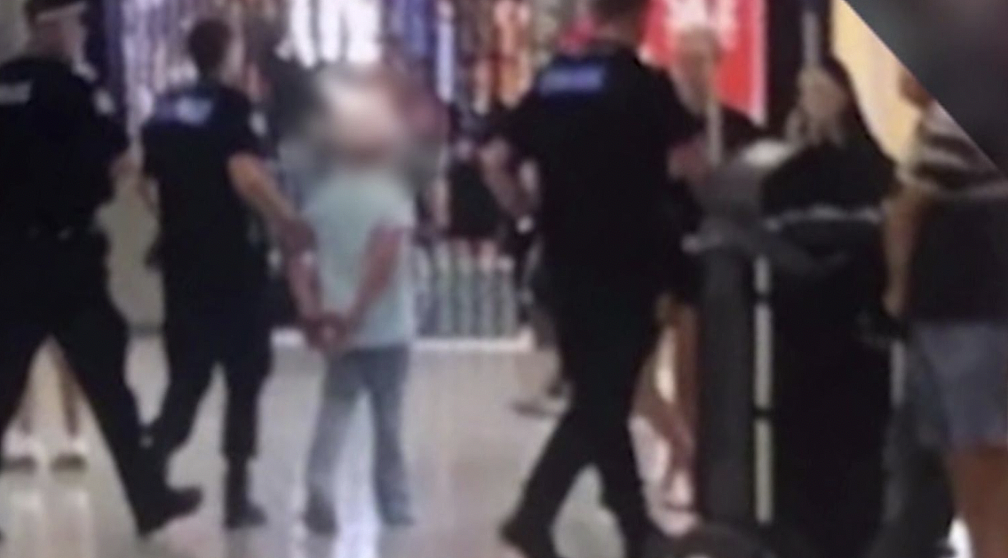 澳超市袭击案少年被告,案件因精神健康评估移交特别法院(组图) - 2