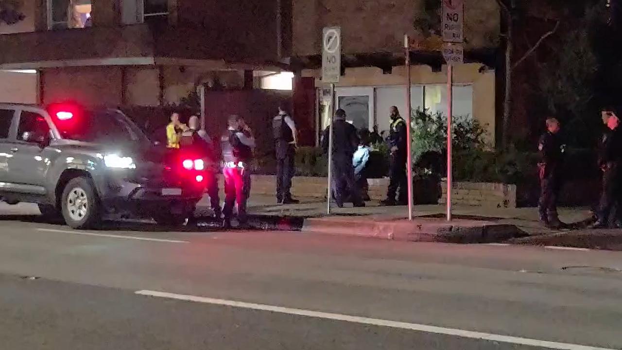 悉尼男子穿假炸弹背心在Bondi游荡被捕，犹太社区谴责：这是恐吓（组图） - 1
