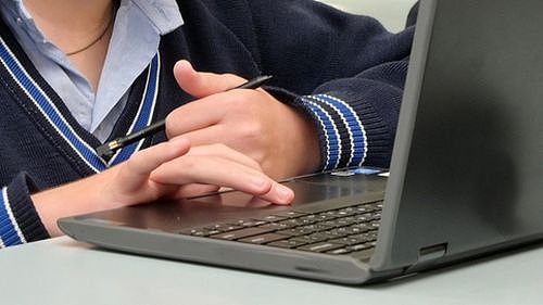 维州教育局遭黑,大量学生隐私泄露!专家:或成网络诈骗目标(组图) - 1