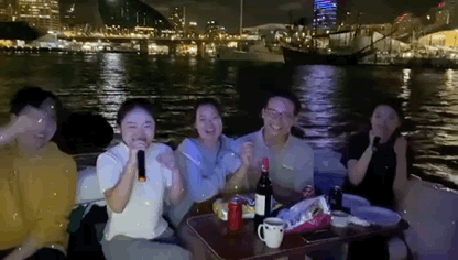 带上家人沉浸式玩转悉尼港！就选雪梨港私人游艇！海上K歌、划水、钓鱼、香蕉船等超多精彩游乐项目等你解锁！一起嗨起来 - 16