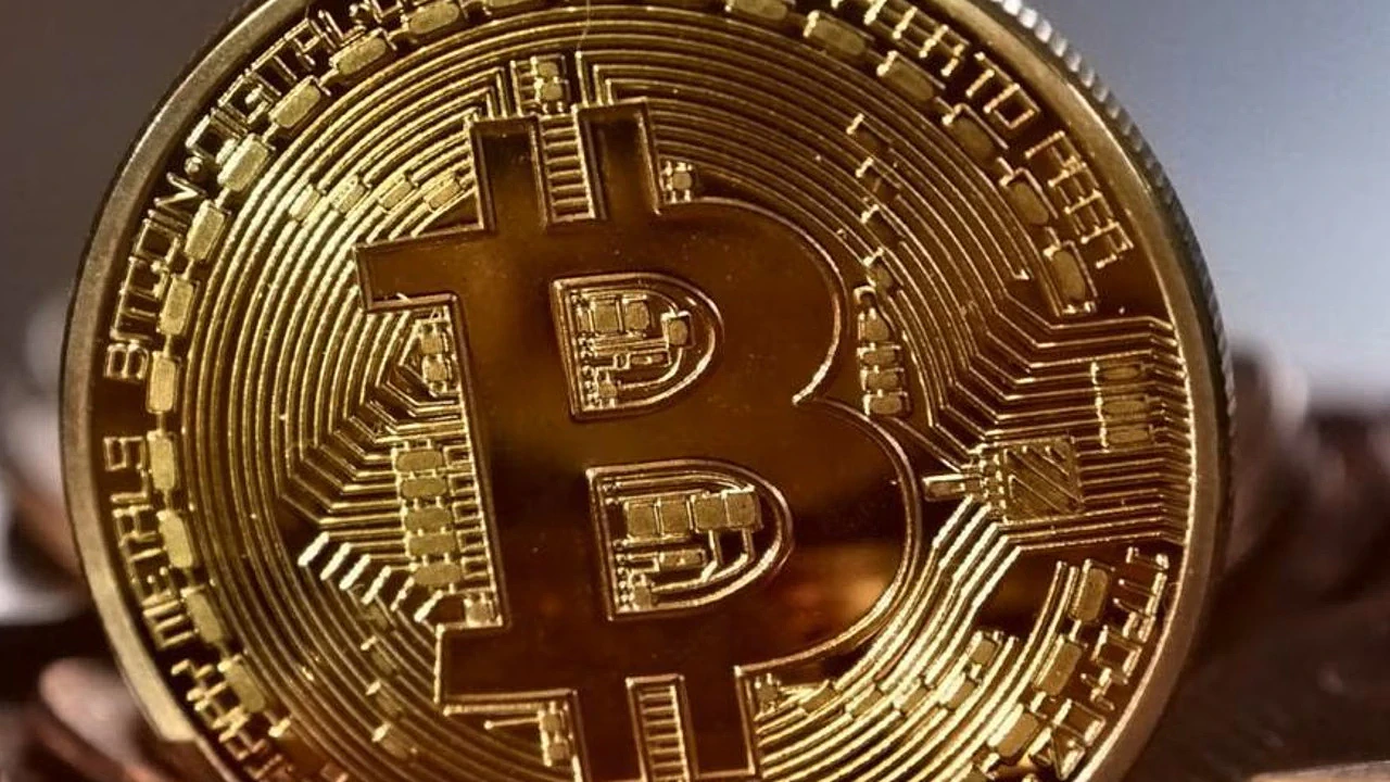 澳洲房价已涨至家庭年收入10倍,比特币成投资新宠(组图) - 1