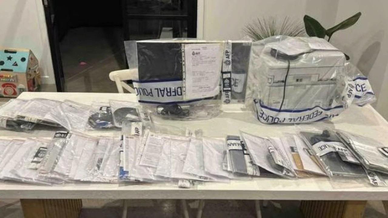 手机欠费短信竟是陷阱？新州男子被控大规模网络诈骗及洗钱（组图） - 2