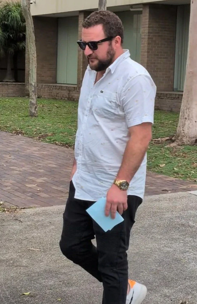 手机欠费短信竟是陷阱？新州男子被控大规模网络诈骗及洗钱（组图） - 3