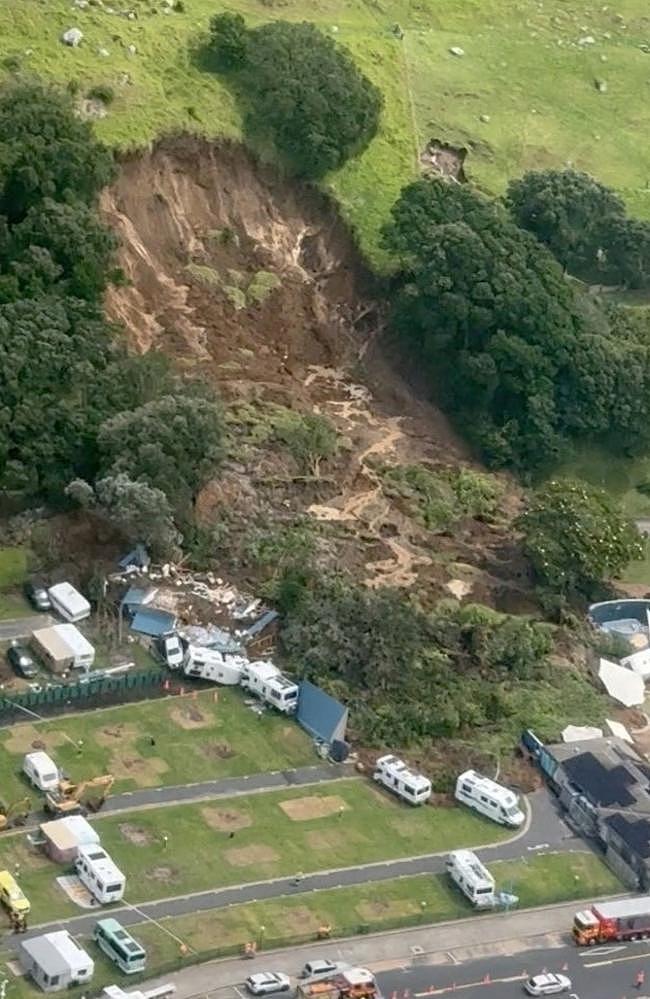 新西兰露营地滑坡致6人遇难,包括中国公民!澳洲游客死里逃生(组图) - 12
