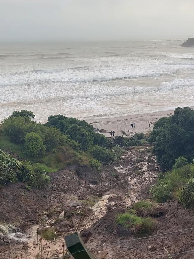 新西兰露营地滑坡致6人遇难,包括中国公民!澳洲游客死里逃生(组图) - 21