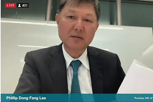 25岁悉尼华男接手富豪父亲“烂摊子”，力邀前财长坐镇家族办公室（组图） - 2