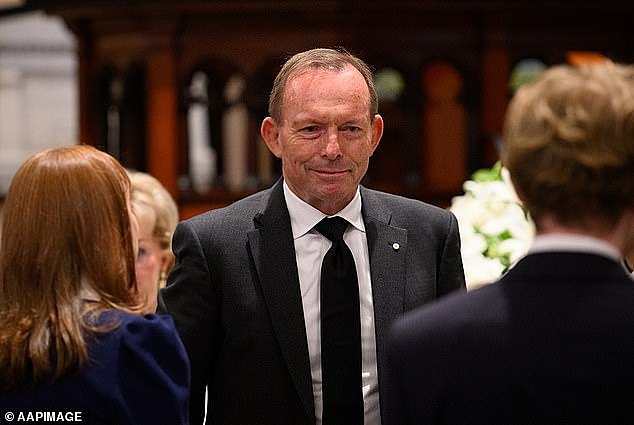 前总理Abbott悉尼公开喊话：自由党不速换党魁，就完了...（组图） - 1