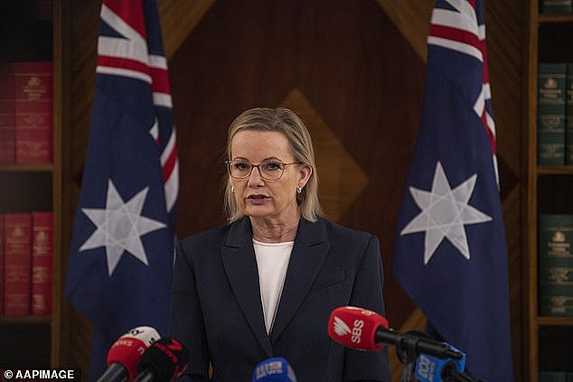 前总理Abbott悉尼公开喊话：自由党不速换党魁，就完了...（组图） - 2