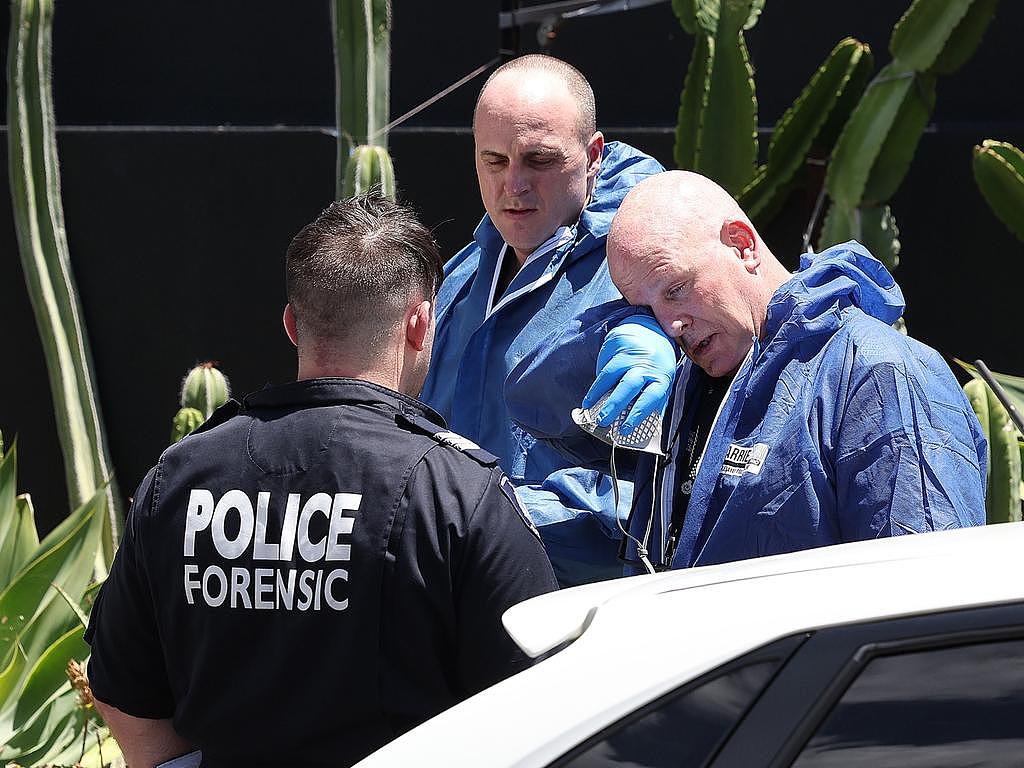澳洲惊现灭门惨案:一家四口及三只宠物身亡,两儿子患自闭症(组图) - 8