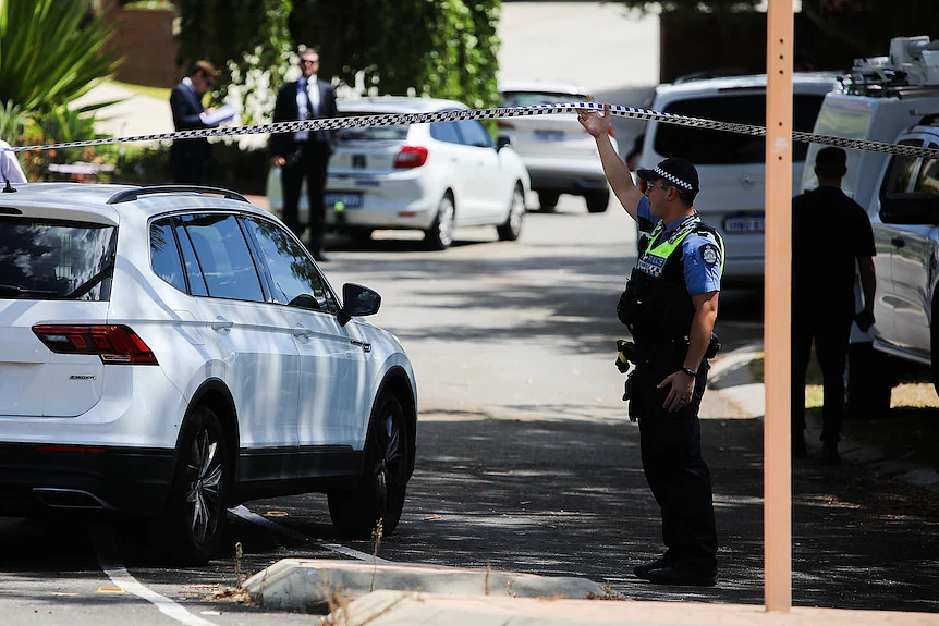 澳富人区灭门案！一家四口及三只宠物全部死亡，惨剧震惊现场警员（组图） - 4