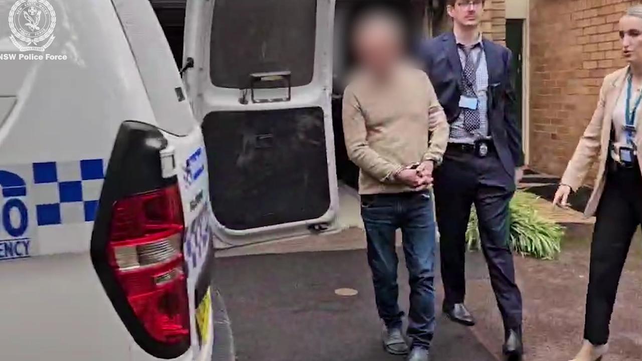 悉尼惊现撒旦教主题恋童网络!新州警方逮捕6人,全球145名同伙浮出水面(组图) - 3