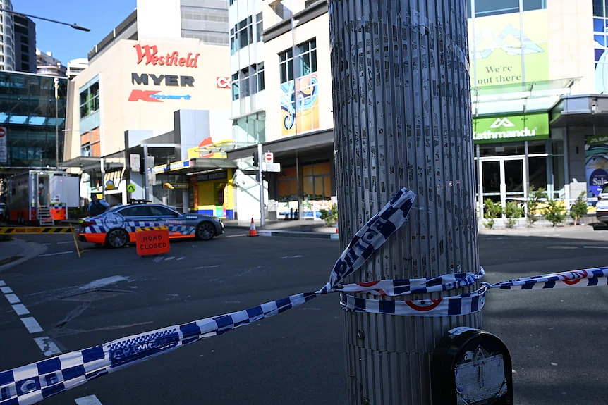 Bondi Junction惨案致6死10伤!专家呼吁为患病流浪汉提供住房,“这比不管他们更省钱”(组图) - 2